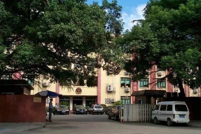 四川身份证开头（310103、310102、310108...）