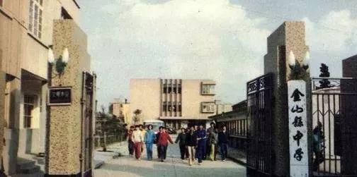 四川身份证开头（310103、310102、310108...）