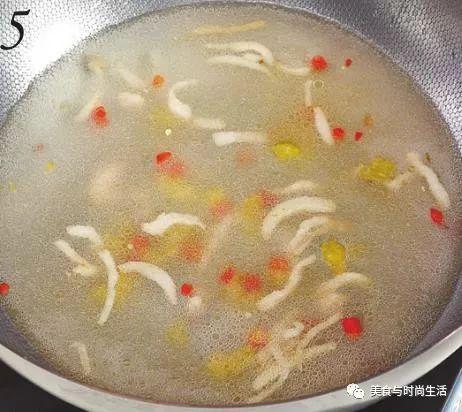 湖南红薯粉怎么做好吃_酸辣红薯粉怎么做好吃，酸辣红薯粉的做法大全家常窍门（酸辣过瘾味道还正宗）