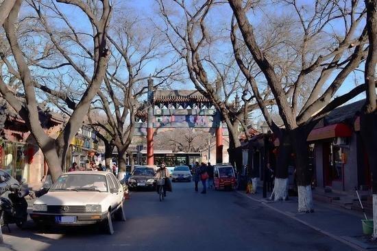 房间里哪些东西是锐角，房间里有哪些锐角和钝角（将如何在设计师的妙手中变成现代化时尚智居）