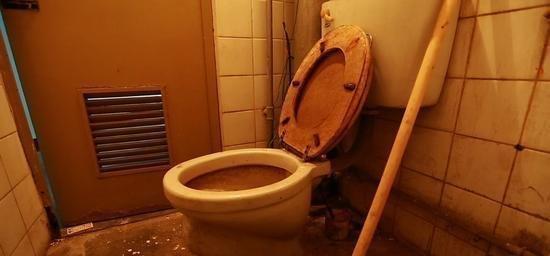 房间里哪些东西是锐角，房间里有哪些锐角和钝角（将如何在设计师的妙手中变成现代化时尚智居）