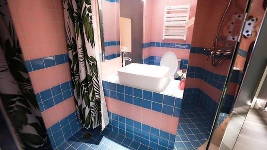 房间里哪些东西是锐角，房间里有哪些锐角和钝角（将如何在设计师的妙手中变成现代化时尚智居）