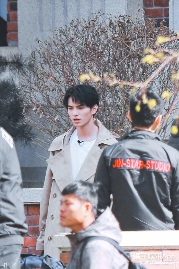 百分九的应援色是什么，百分九应援色分别是什么（UNINE团综、Vlog都安排上了）