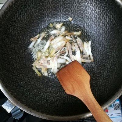 腊肉如何炒韭菜，韭菜炒腊肉#春季减肥、边吃边瘦#