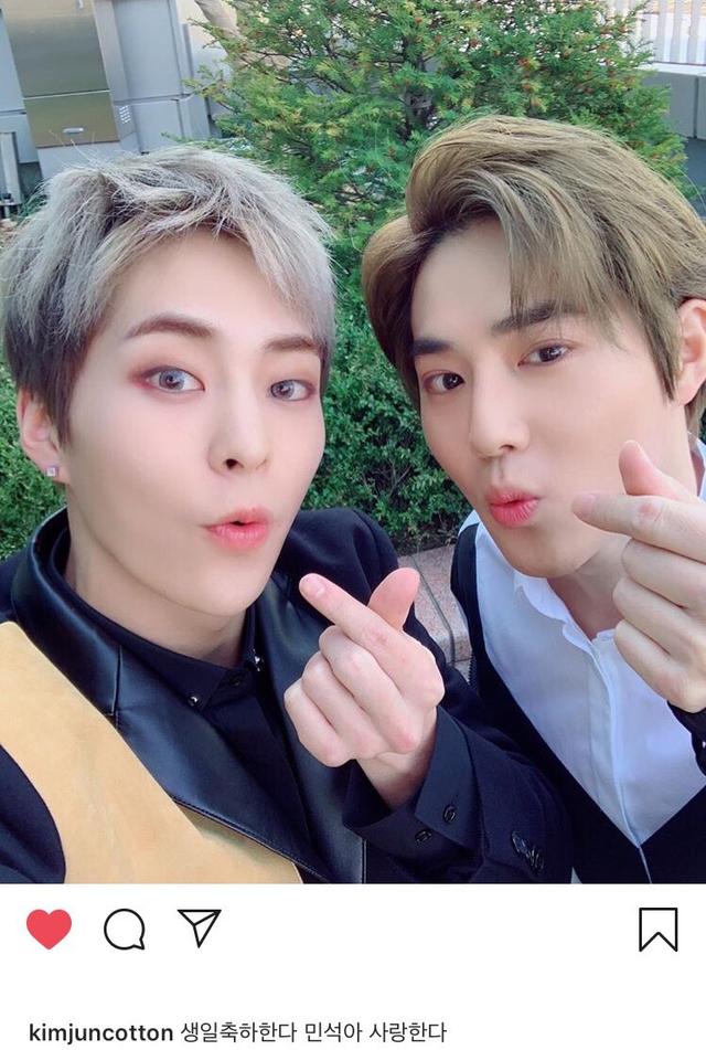 exo十二个人的生日,exo十二人生日排序("生日快乐 成