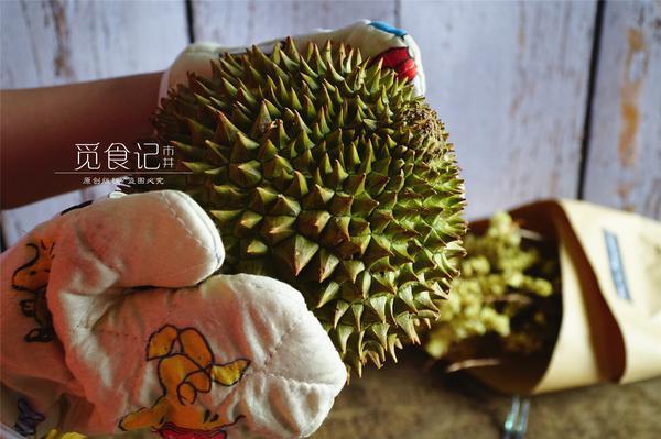 怎么判断榴莲是否熟了可以吃，怎样判断榴莲的生熟（辨生熟、催熟、剥皮全搞定）
