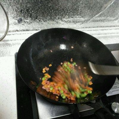 芝士焗饭怎么做，土豆牛肉芝士焗饭怎么做（芝士焗饭）