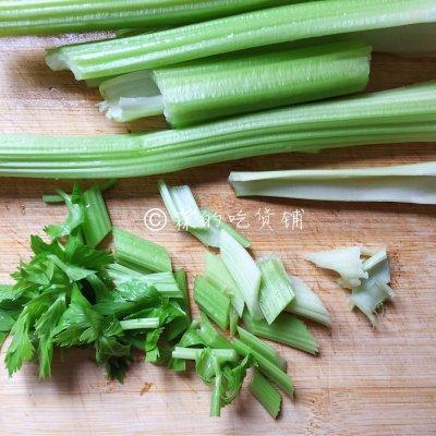 西芹的做法大全家常菜，西芹简单做法菜谱（经常吃点百利无一害）