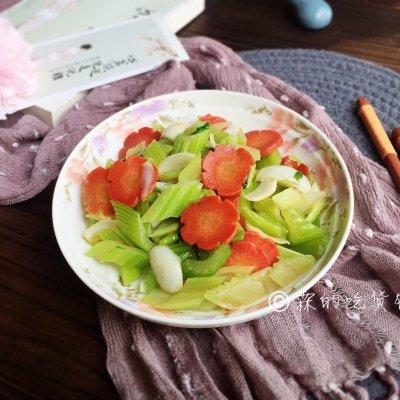西芹的做法大全家常菜，西芹简单做法菜谱（经常吃点百利无一害）