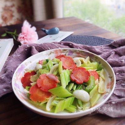 西芹的做法大全家常菜，西芹简单做法菜谱（经常吃点百利无一害）