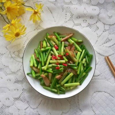 蒜苔炒腊肉的做法，蒜苔炒腊肉的做法7（#精品菜谱挑战赛#蒜苔炒腊肉）