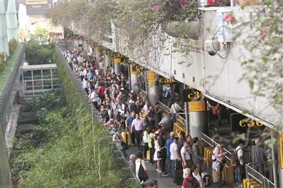 东莞总站汽车时刻表，老站渐交班 汽运已续航（东莞汽车站总站时刻表）