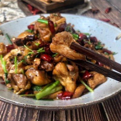 辣子鸡怎么炒好吃，枣庄辣子鸡怎么炒好吃（辣子鸡）