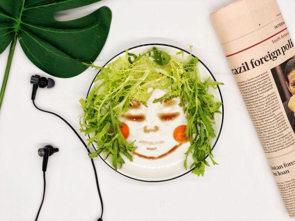 苦菊沙拉的做法，苦菊凉拌沙拉酱的做法（人像沙拉<创意菜>）