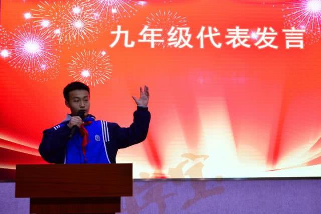 请假条的标准写法，书面请假条书写标准及范文（男生写300字文言文请假条）