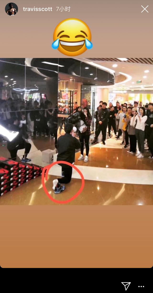 单膝跪地求婚是跪左腿还是右腿，单膝跪地求婚是跪左腿还是右腿（Travis）