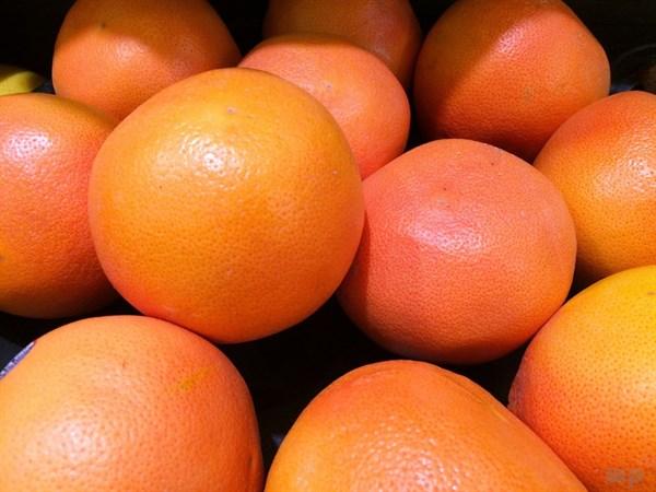 柚子的营养价值，柚子的营养价值和功效（柚子是好水果但不能和此物吃）