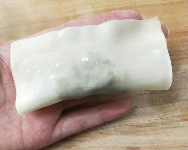 国槐花、洋槐花和红槐花三者的区别，洋槐和槐花有什么区别（槐花分三种，只有一种能吃）