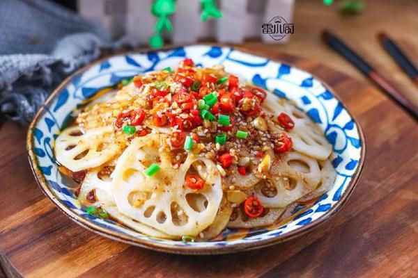 立夏必吃的9种食物，夏至吃三鲜（9种夏天必吃的食物）