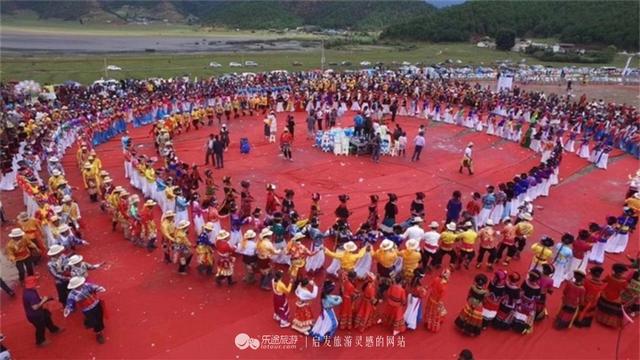 什么是走婚，什么是走婚的女人（摩梭族独特的民风婚俗）