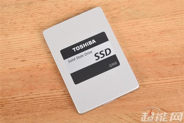 电脑固态硬盘在哪里，在电脑上怎样查看固态硬盘（怎么判断电脑里面的是不是固态硬盘）