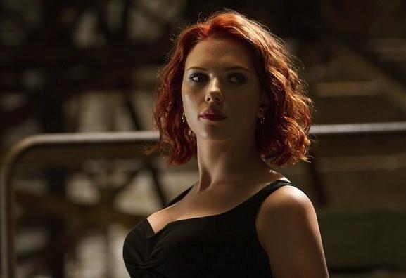 绯红女巫扮演者，绯红女巫扮演者是谁（本以为《复联4》寡姐够惊艳了）