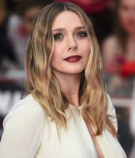 绯红女巫扮演者，绯红女巫扮演者是谁（本以为《复联4》寡姐够惊艳了）