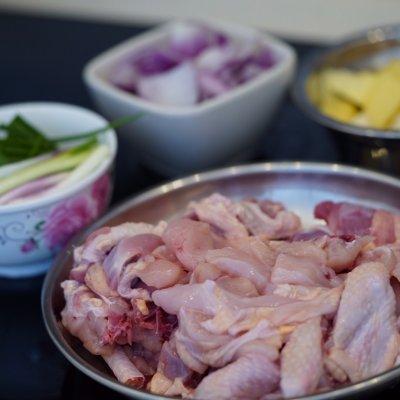 粤菜焖鹅的做法，粤式焖鹅的做法大全（广州人都喜欢吃的栗子焖鸡）