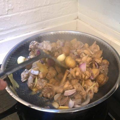 粤菜焖鹅的做法，粤式焖鹅的做法大全（广州人都喜欢吃的栗子焖鸡）