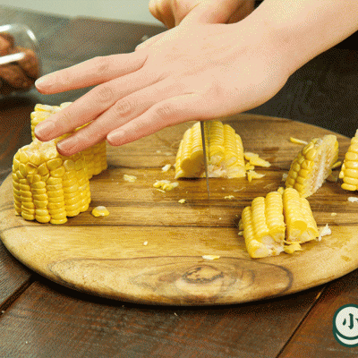 大家教教我怎么蒸糯玉米，糯玉米可以蒸熟吗（玉米糯米蒸排骨）