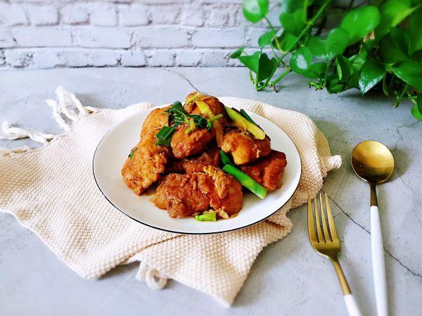 咸鱼怎么烧好吃，小咸鱼干怎么烧好吃法（给妈妈做道菜#红烧腊鱼块）