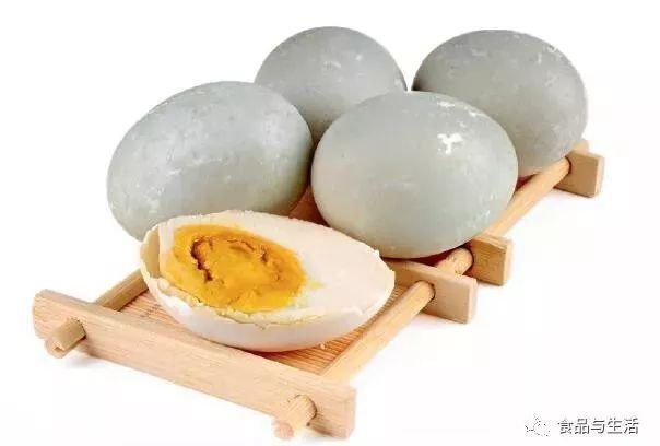 咸鸭蛋要放冰箱冷藏吗（咸鸭蛋不宜冷藏，你知道吗）