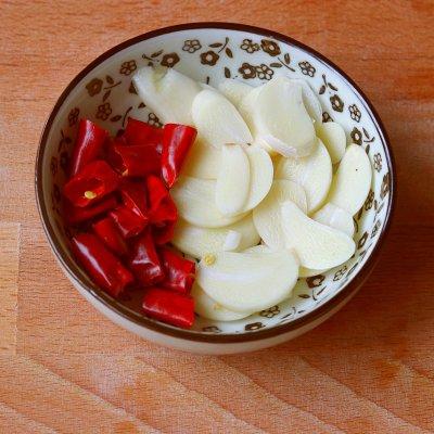 大头菜是怎样做的，大头菜能怎么做（爆炒大头菜￨杠杠下饭）