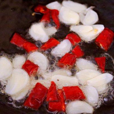 大头菜是怎样做的，大头菜能怎么做（爆炒大头菜￨杠杠下饭）