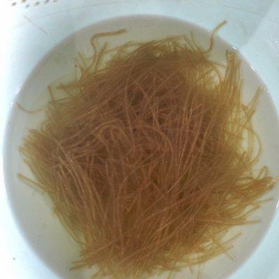 韭菜鸡蛋饺子的做法，海米韭菜饺子馅的做法（韭菜鸡蛋水饺）