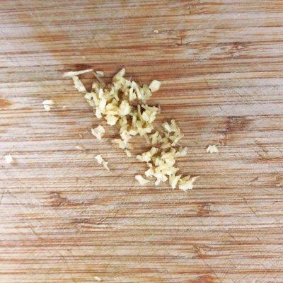 韭菜鸡蛋饺子的做法，海米韭菜饺子馅的做法（韭菜鸡蛋水饺）