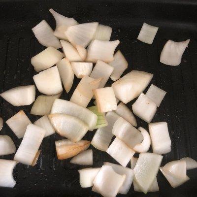 中式牛排怎么做有哪几种做法，正宗的牛排怎么做（牛排的中式吃法香煎牛排配时蔬）