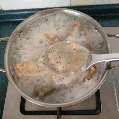 新疆大盘鸡，新疆大盘鸡（新疆大盘鸡发源地）