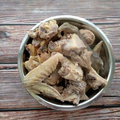 新疆大盘鸡，新疆大盘鸡（新疆大盘鸡发源地）