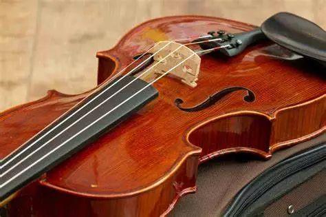 著名钢琴曲，著名钢琴曲有哪些（欣赏10首浓浓的中国钢琴曲）