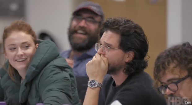 梦见天上有龙在飞，梦到龙在天上飞是什么意思（《权游》基特哈灵顿受访）