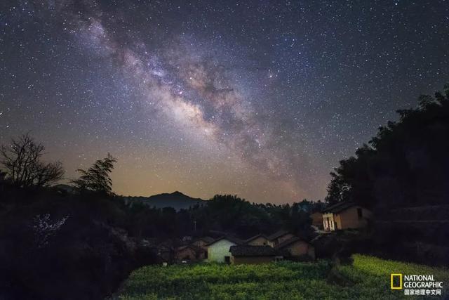 江浙沪是指哪些地方，江浙沪是指哪些地方包括福建吗（居然是江浙沪地区最“黑”的地方之一）