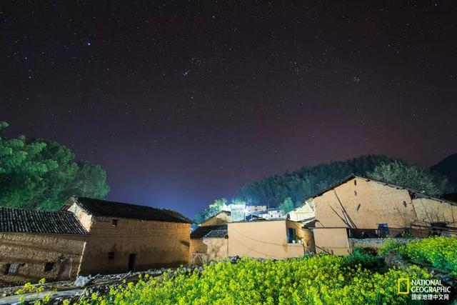 江浙沪是指哪些地方，江浙沪是指哪些地方包括福建吗（居然是江浙沪地区最“黑”的地方之一）