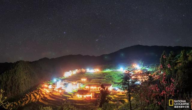 江浙沪是指哪些地方，江浙沪是指哪些地方包括福建吗（居然是江浙沪地区最“黑”的地方之一）