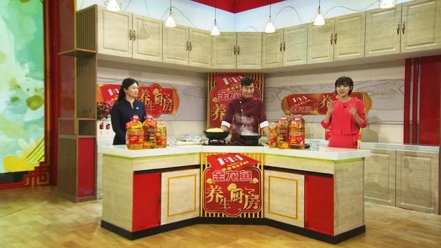 金丝玉米面条汤的配制做法，金丝玉米面条汤的配制做法窍门（今日菜谱《金丝拌面》）