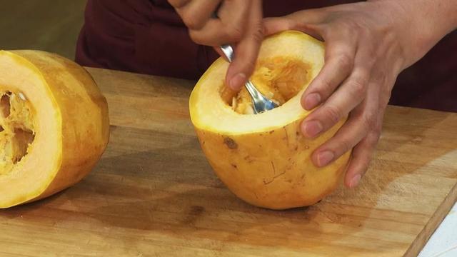 金丝玉米面条汤的配制做法，金丝玉米面条汤的配制做法窍门（今日菜谱《金丝拌面》）