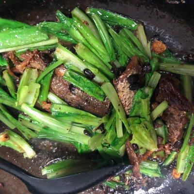 油麥菜炒豆豉鯪魚,豆豉鯪魚油麥菜做法(豆豉鯪魚油麥菜———十分鐘