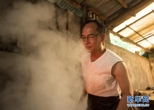 龙泉宝剑厂，龙泉宝剑厂与火大师简介（探访龙泉宝剑厂传承2500多年的铸造技艺）