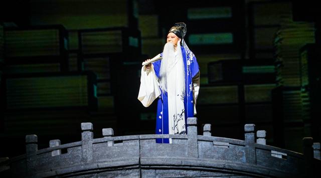 天下郡国利病书是谁写的，天下郡国利病书是由谁写的（天下郡国利病书是明代大儒谁写的）