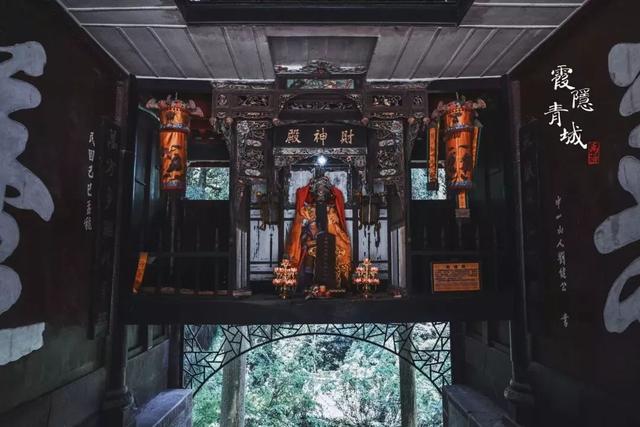 青城山旅游路线，青城山最详细攻略（如此详细的景点介绍你确定看过吗）
